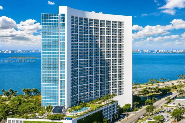 601 NE 36th St #1404, Miami, FL 33137