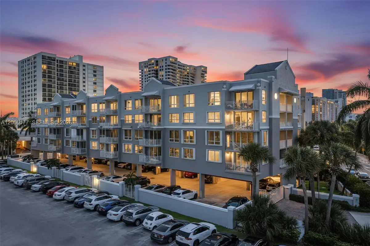 2642 Collins Ave #306, Miami Beach, FL 33140 - #1