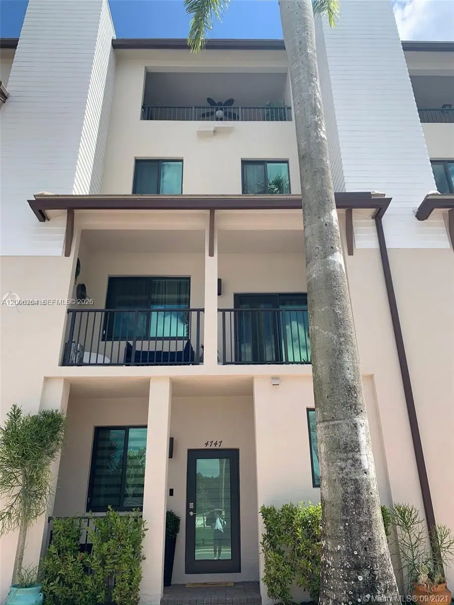 4747 NW 85th Ave, Doral, FL 33166 - #1