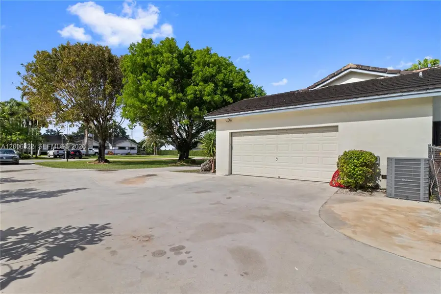 15941 SW 252nd St, Homestead, FL 33031 - #3