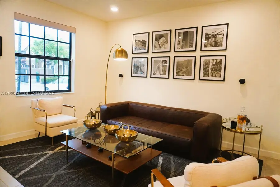 3280 W 92nd Pl, Hialeah, FL 33018 - #2