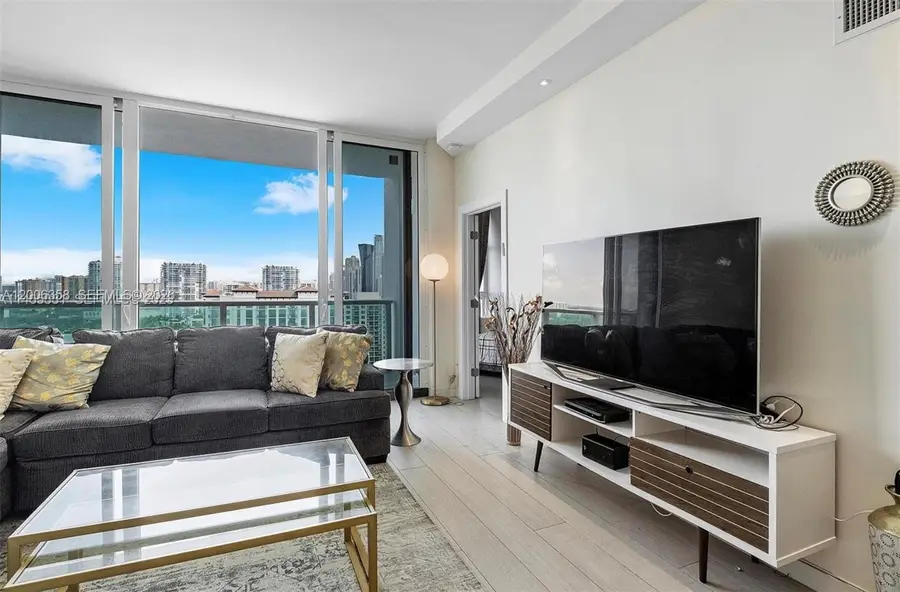 100 Bayview Dr #PH31, Sunny Isles Beach, FL 33160 - #3