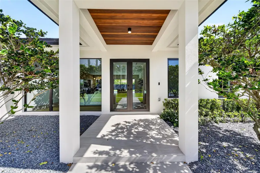 8765 SW 175th St, Palmetto Bay, FL 33157 - #3