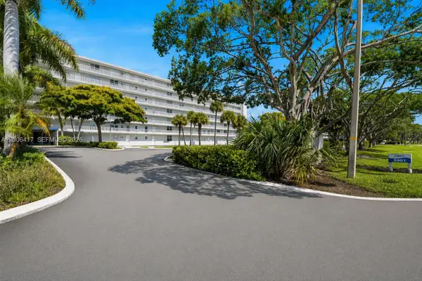 5961 NW 2nd Ave #403, Boca Raton, FL 33487