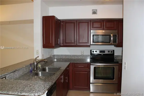 2451 Centergate Dr #303, Miramar, FL 33025