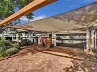 825 N Bel Air Dr, Plantation, FL 33317 - #1