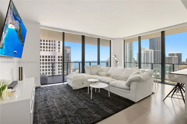 68 SE 6th St #2701, Miami, FL 33131