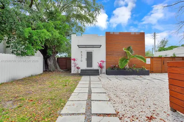 570 NW 48th St, Miami, FL 33127
