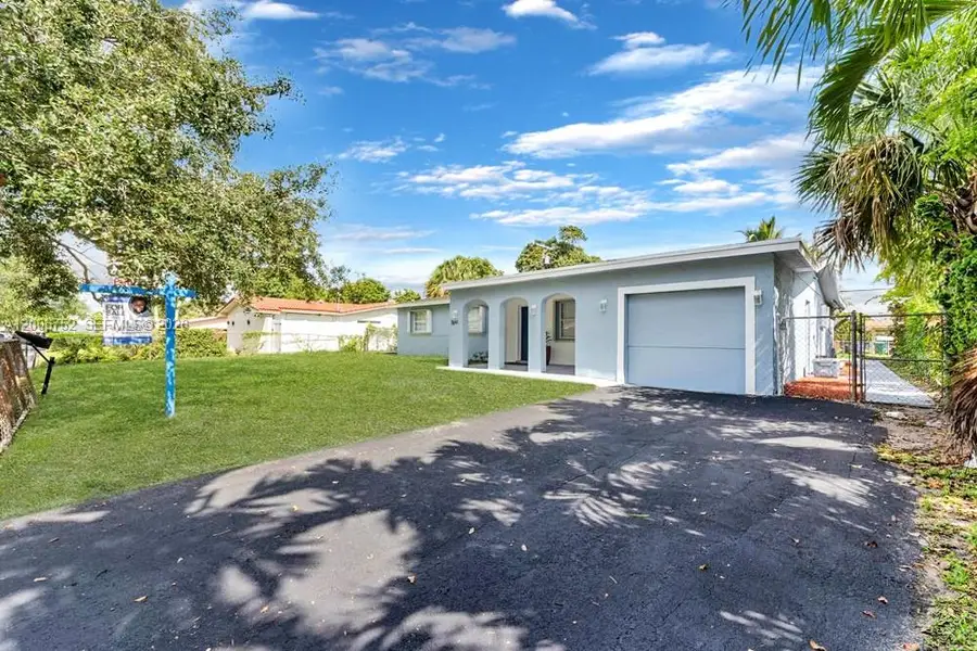 3841 NW 7th Pl, Lauderhill, FL 33311 - #2