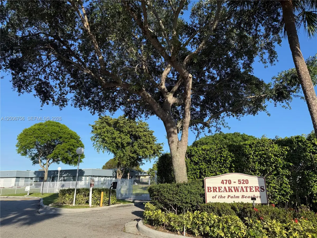 500 Executive Center Dr #1J, West Palm Beach, FL 33401 - #1