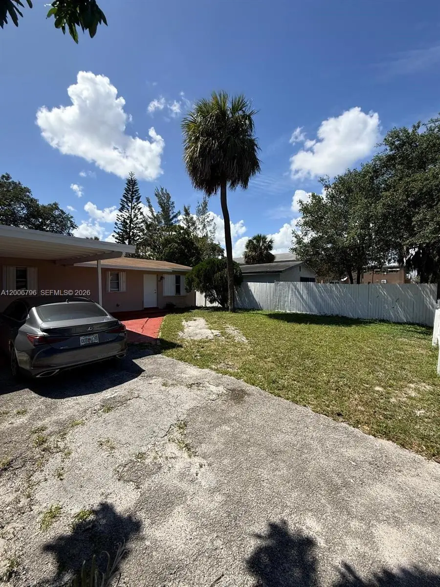 525 NW 15th Ter, Fort Lauderdale, FL 33311 - #3