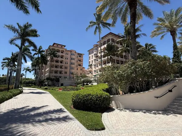 13643 Deering Bay Dr #146, Coral Gables, FL 33158
