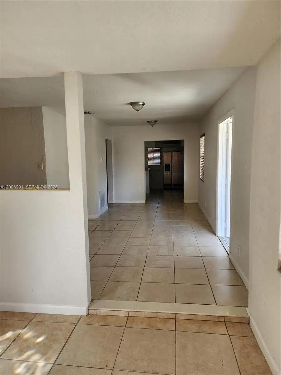 2837 NW 9th Ct, Fort Lauderdale, FL 33311 - #2