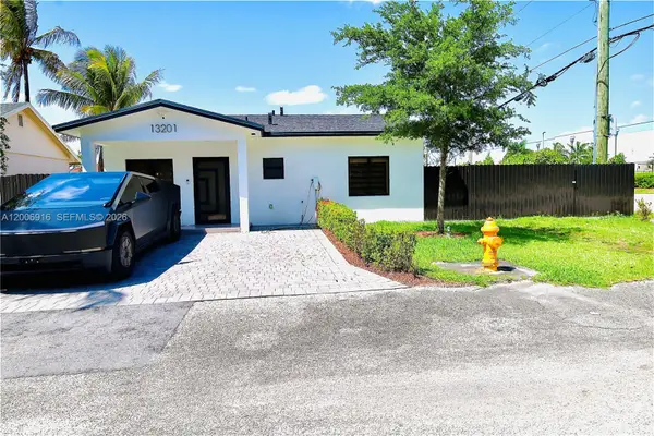 Address Withheld By Seller, Homestead, FL 33032