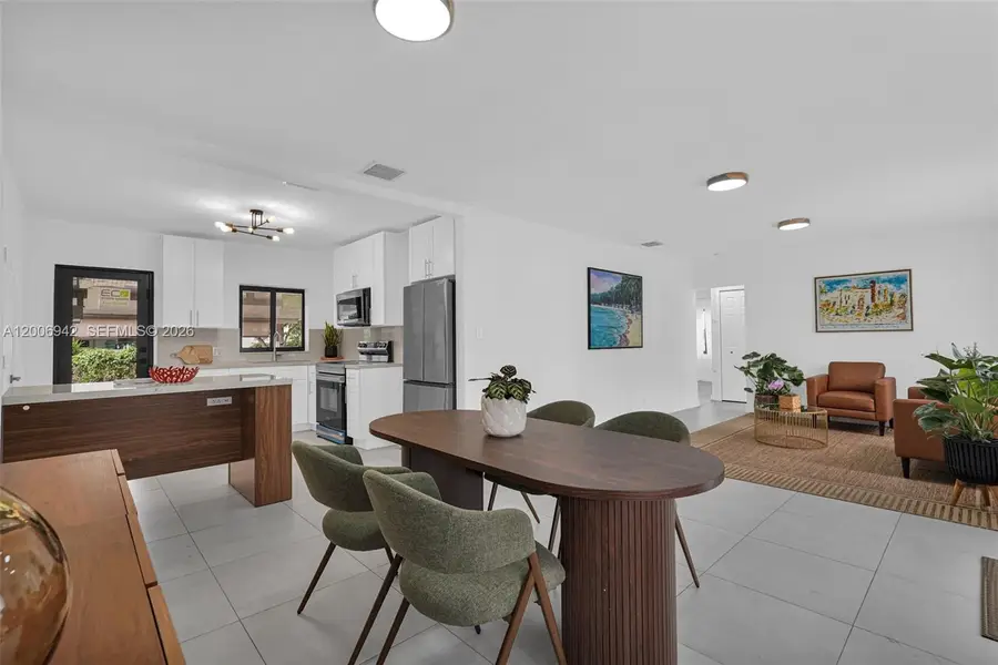 335 W 60th St, Hialeah, FL 33012 - #3