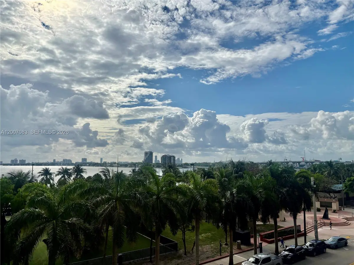1800 N Bayshore Dr #303, Miami, FL 33132 - #1