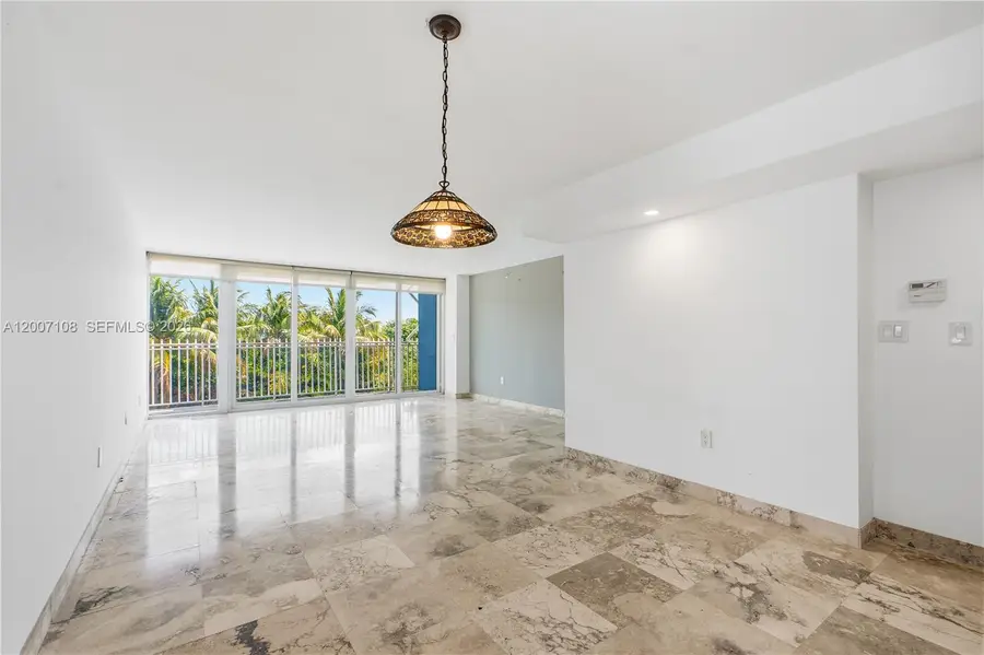 7824 Collins Ave #401, Miami Beach, FL 33141 - #3
