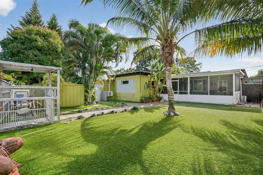 270 NW 106th St, Miami, FL 33150 - #2