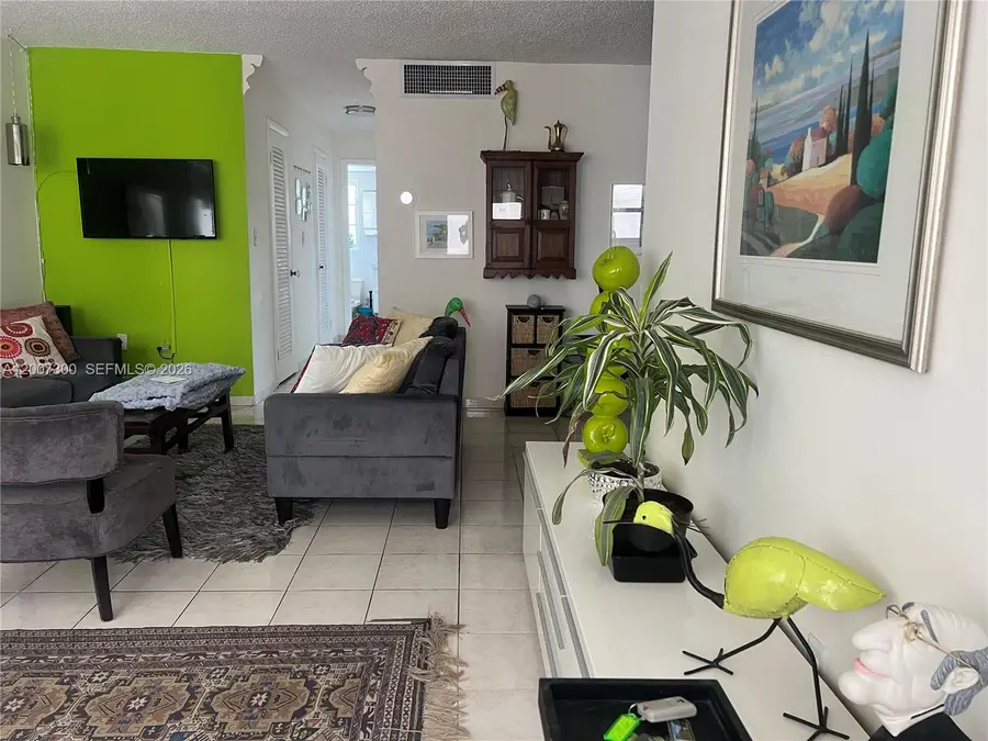 1820 James Ave #4E, Miami Beach, FL 33139 - #3