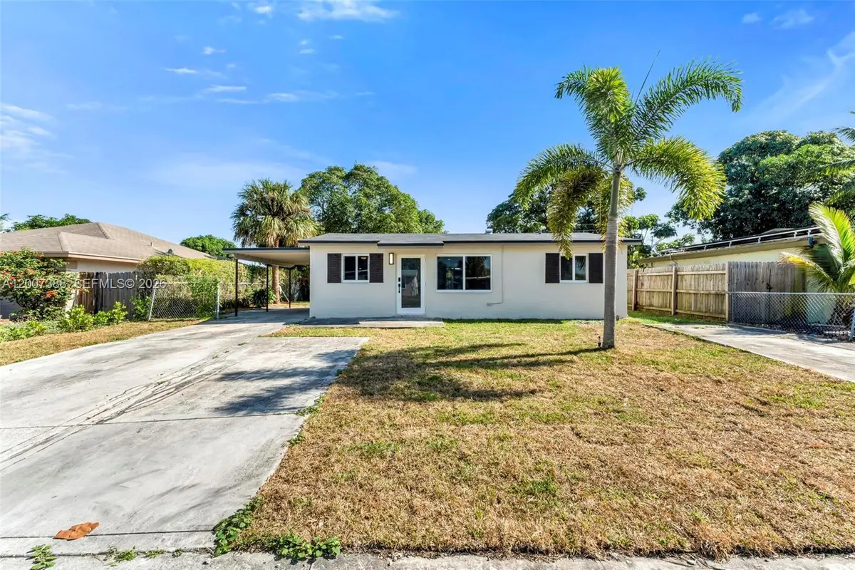311 NW 12th Ave, Delray Beach, FL 33444 - #1
