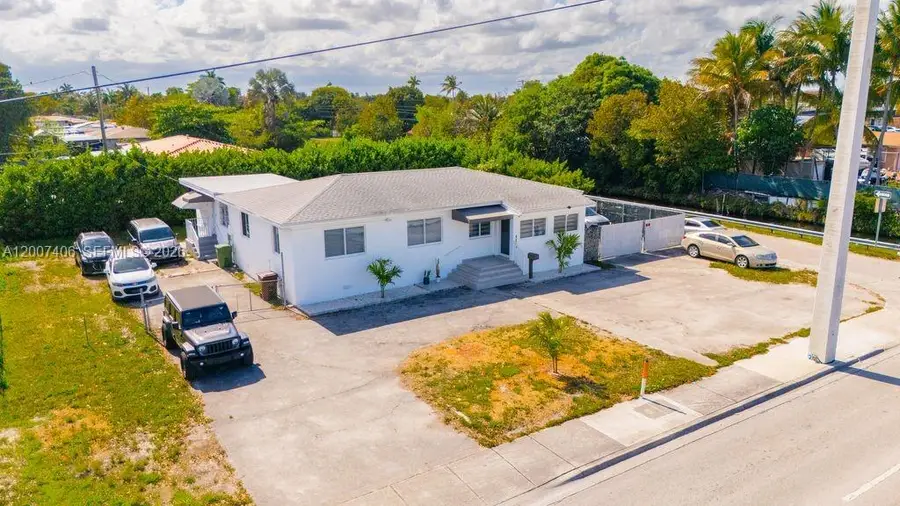 5290 Palm Ave, Hialeah, FL 33012 - #3