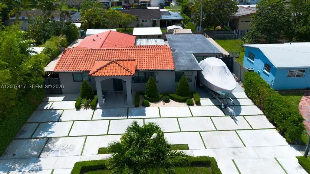 4210 W 6th Ave, Hialeah, FL 33012 - #1