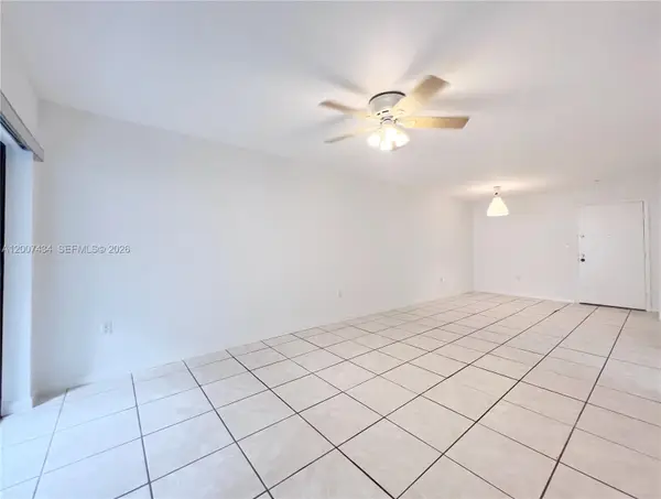 8287 SW 128th St #205, Pinecrest, FL 33156