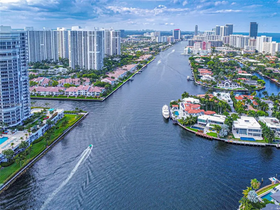 20505 E Country Club Dr #931, Aventura, FL 33180 - #3