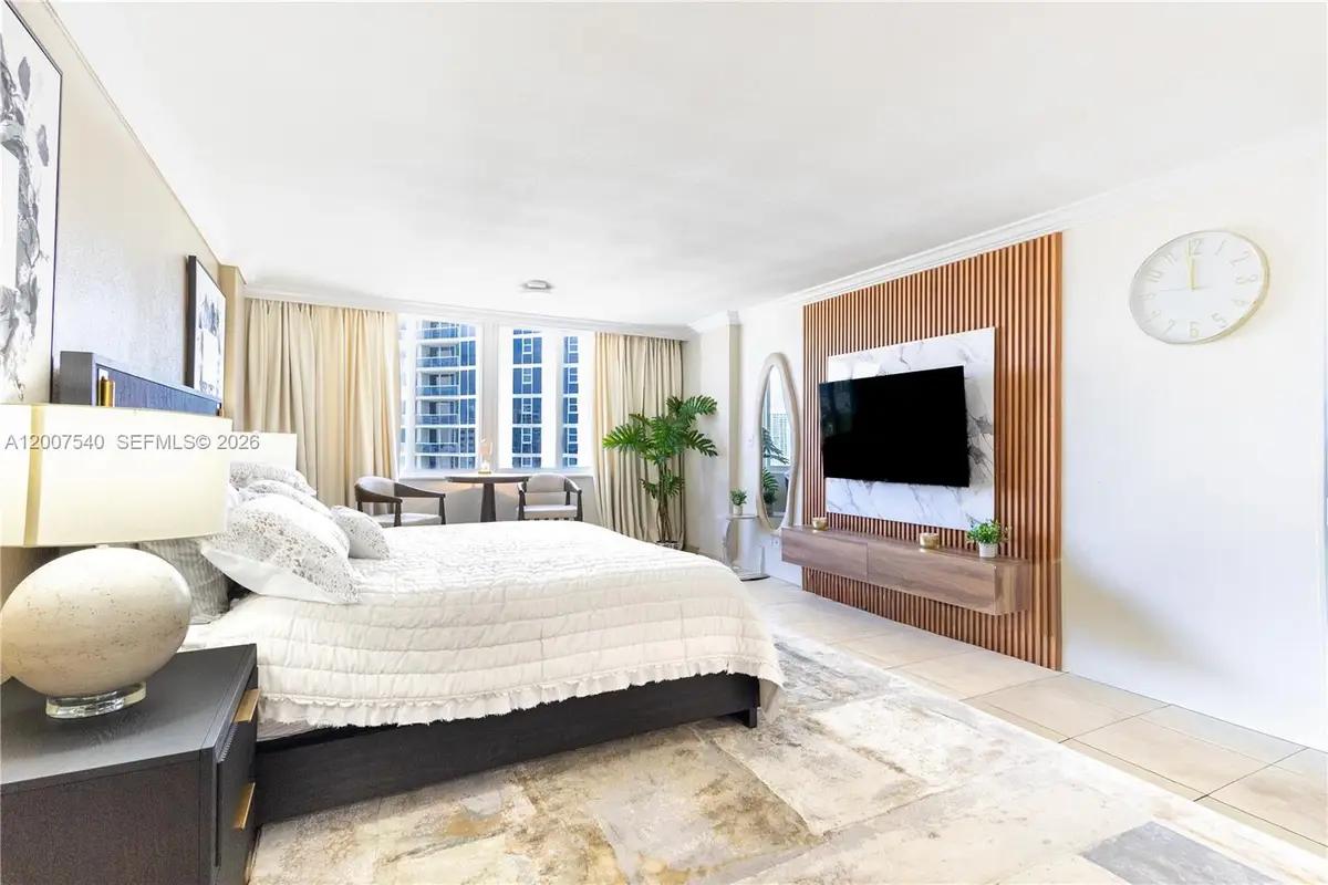 19201 Collins Ave #1123, Sunny Isles Beach, FL 33160 - #1