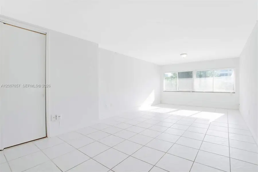 10001 W Bay Harbor Dr #208, Bay Harbor Islands, FL 33154 - #3