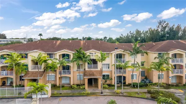 13780 NE 3rd Ct #207, North Miami, FL 33161