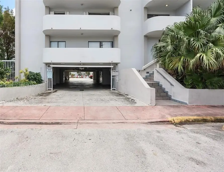 110 S Shore Dr #5B, Miami Beach, FL 33141 - #2