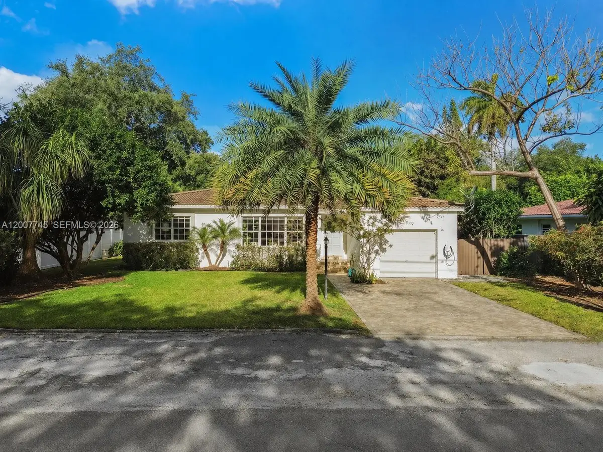 11790 NE 8th Ave, Biscayne Park, FL 33161 - #1
