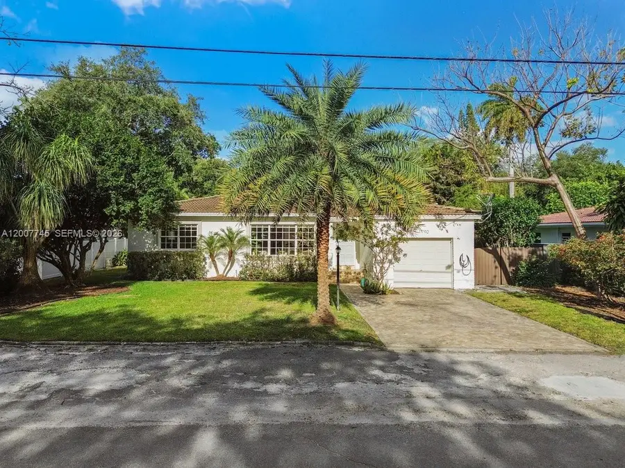 11790 NE 8th Ave, Biscayne Park, FL 33161 - #2