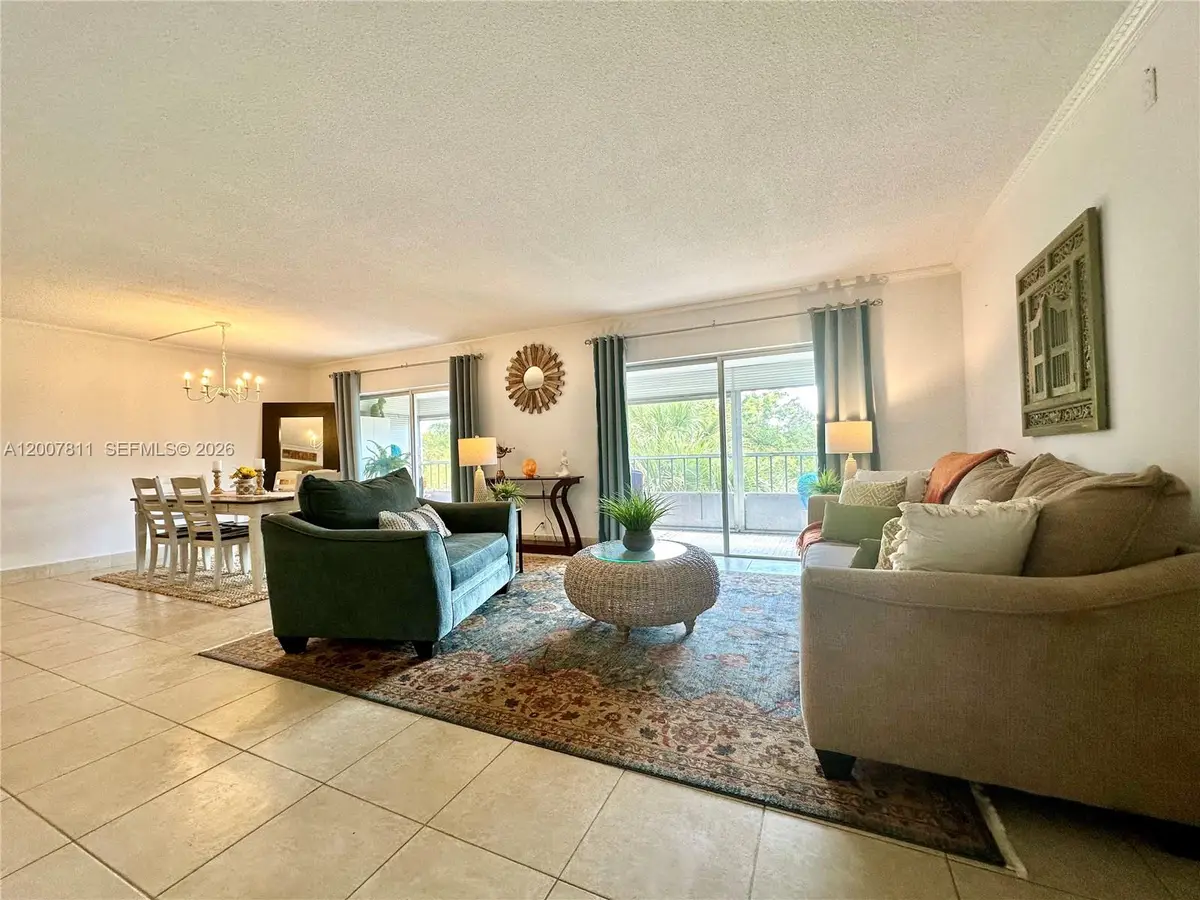 1001 Hillcrest Ct #306, Hollywood, FL 33021 - #1