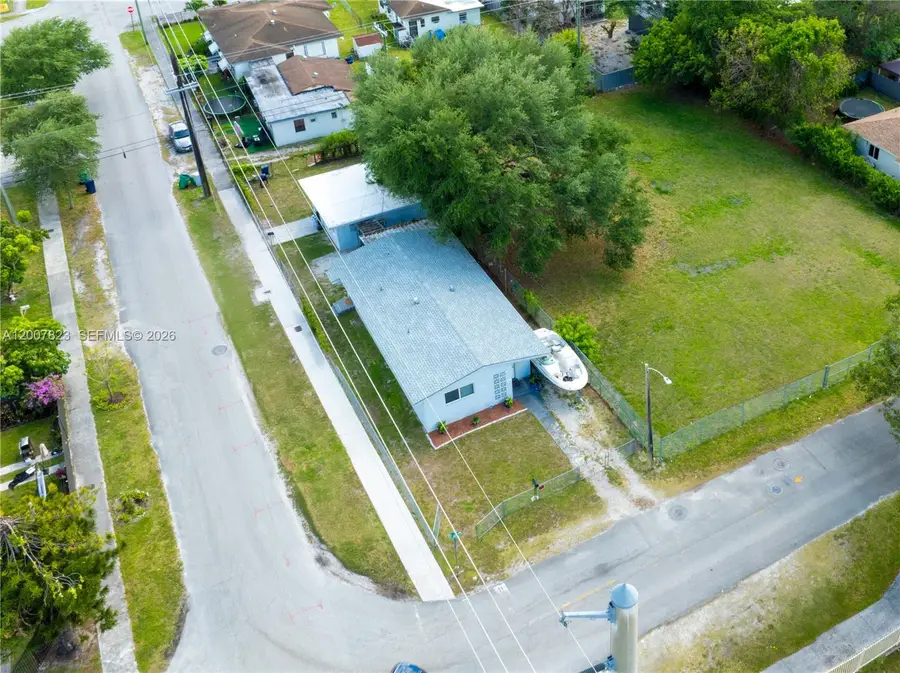 2406 NW 67th St, Miami, FL 33147 - #2