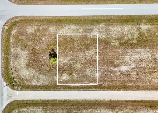 18 Cockatiel Way, Other, FL 33946