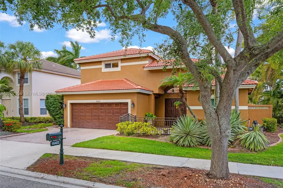 16403 Diamond Head Dr, Weston, FL 33331 - #2
