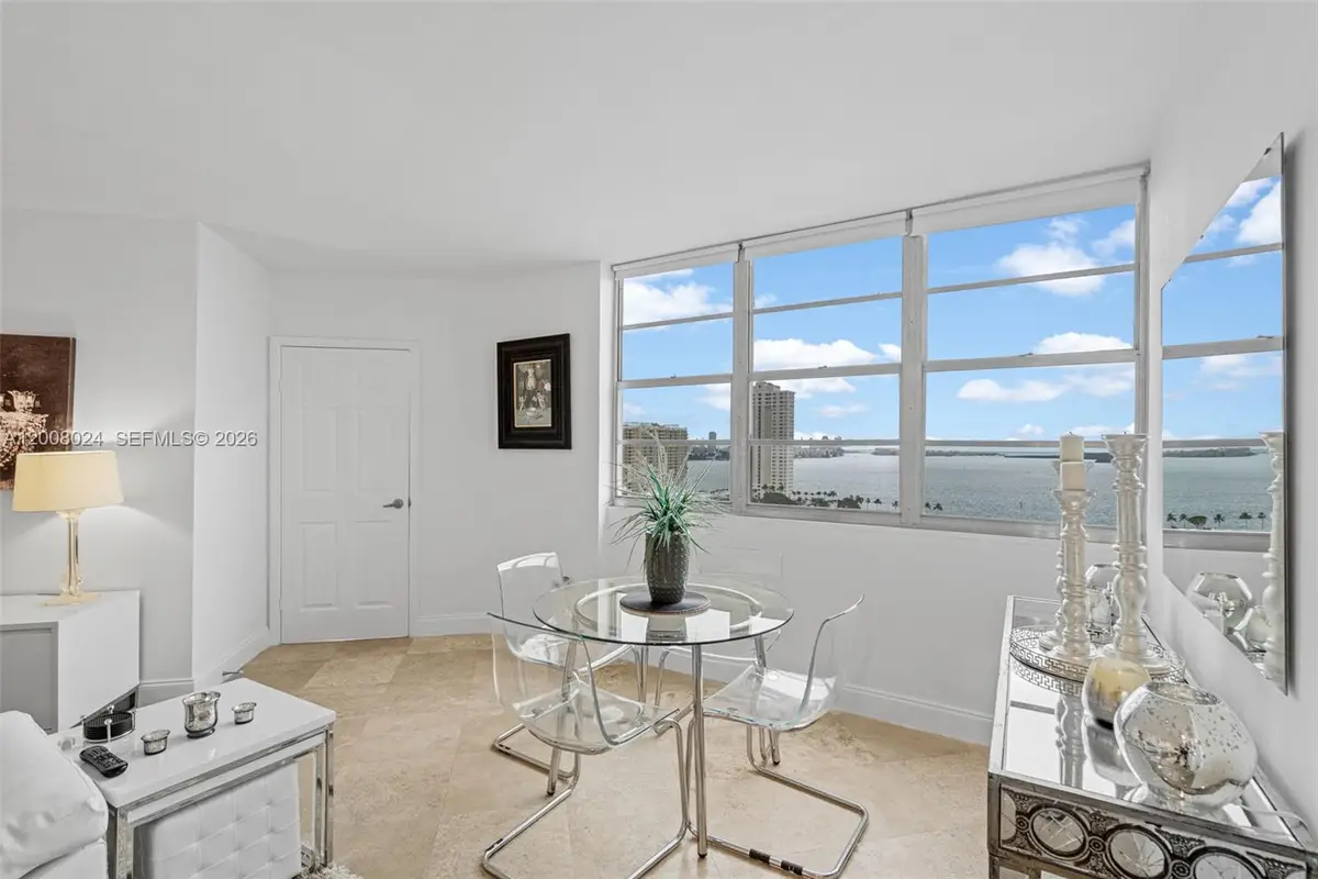 905 Brickell Bay Dr #1830, Miami, FL 33131 - #1