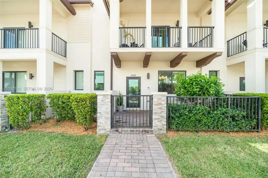 4648 NW 83rd Ave, Doral, FL 33166 - #2