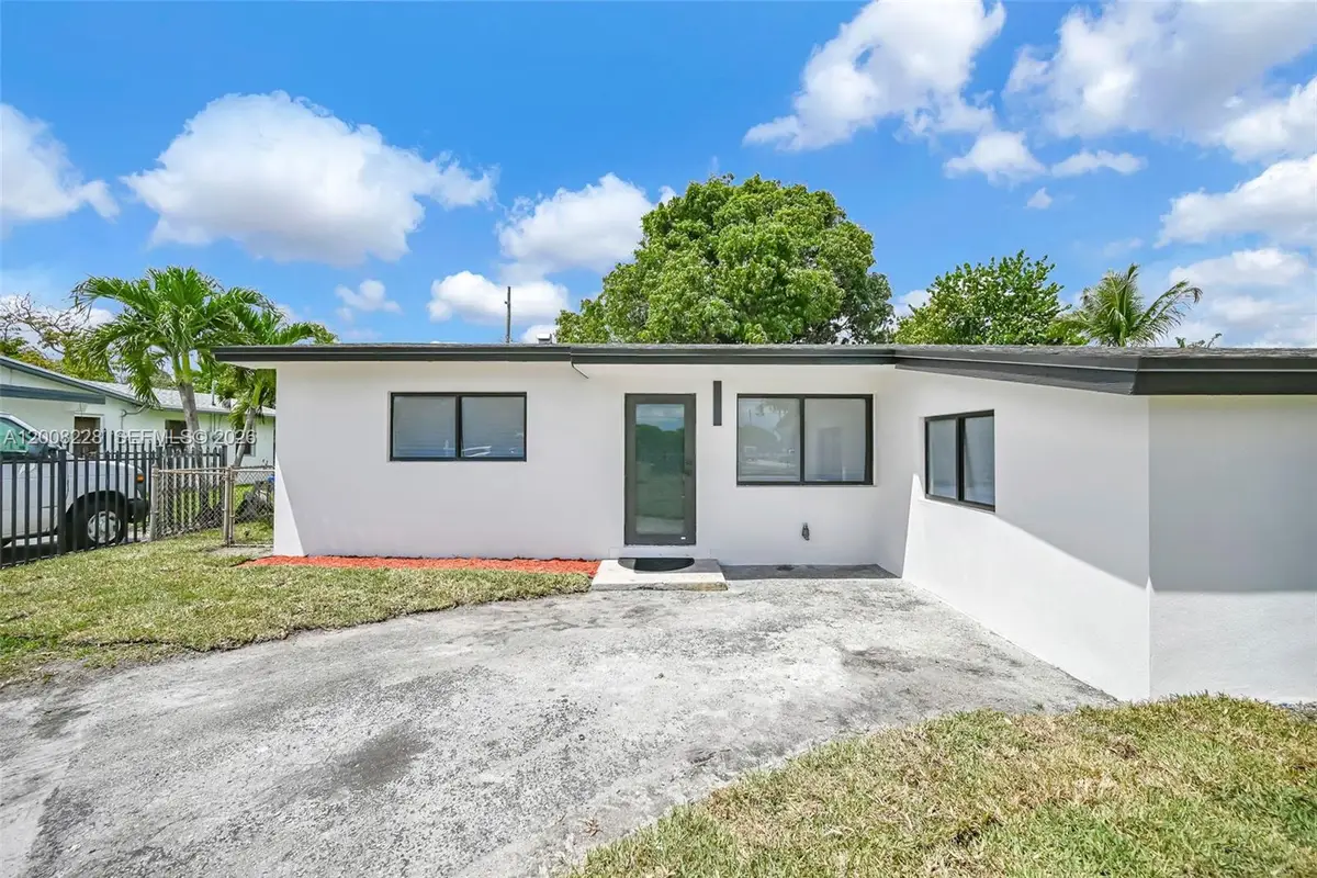 18530 NW 42nd Ave, Miami Gardens, FL 33055 - #1
