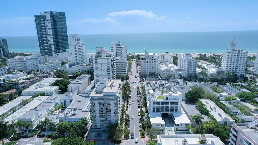 245 18th St #605, Miami Beach, FL 33139 - #2