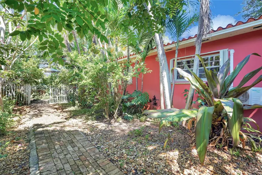 9325 NE 5th Ave, Miami Shores, FL 33138 - #3