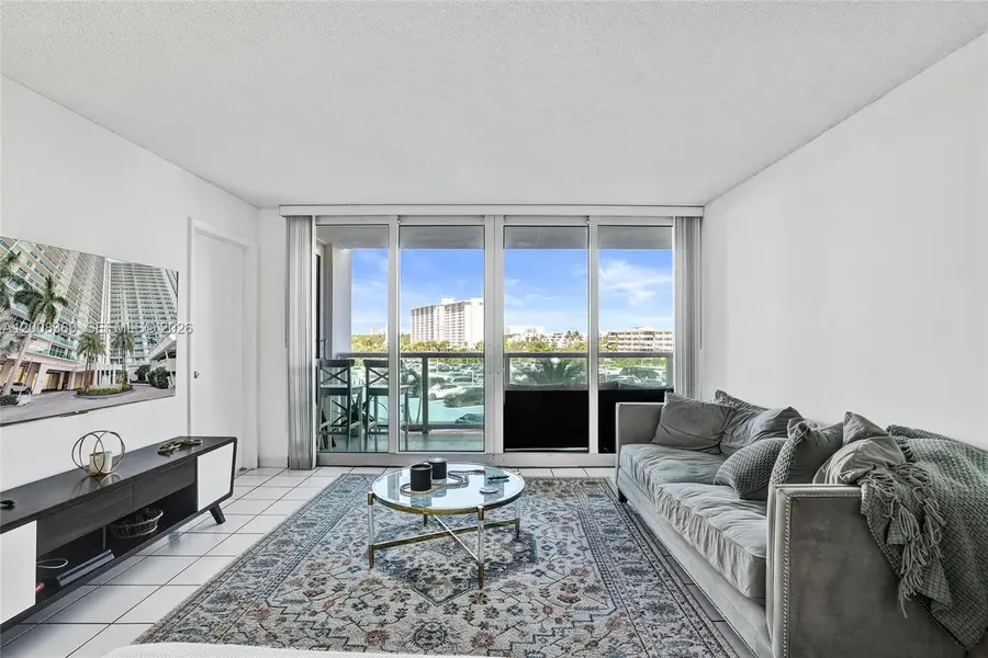 100 Bayview Dr #401, Sunny Isles Beach, FL 33160 - #2