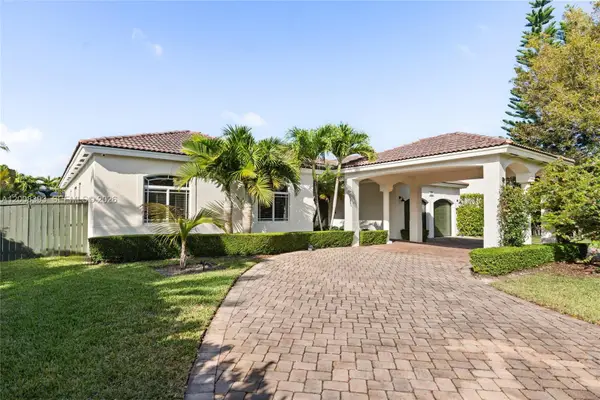 8217 SW 189th Ter, Cutler Bay, FL 33157
