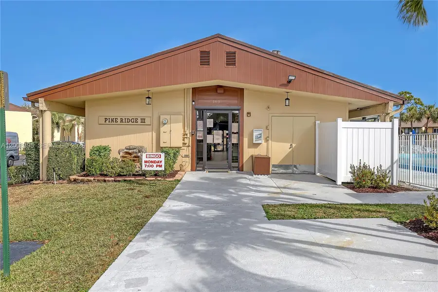 325 Pine Ridge Cir #D-1, Greenacres, FL 33463 - #2