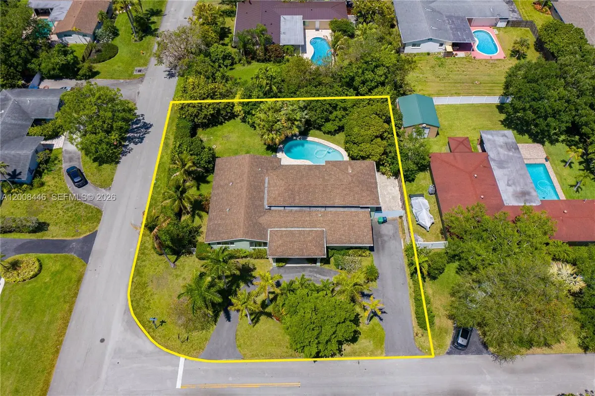 14590 SW 84th Ct, Palmetto Bay, FL 33158 - #1