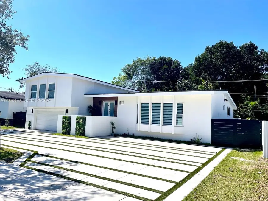 19960 Highland Lakes Blvd, Miami, FL 33179 - #2