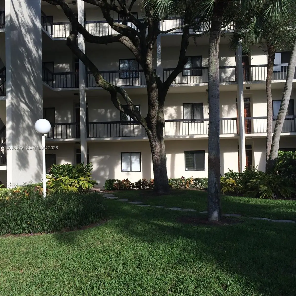 3050 Presidential Way #101, West Palm Beach, FL 33401 - #1