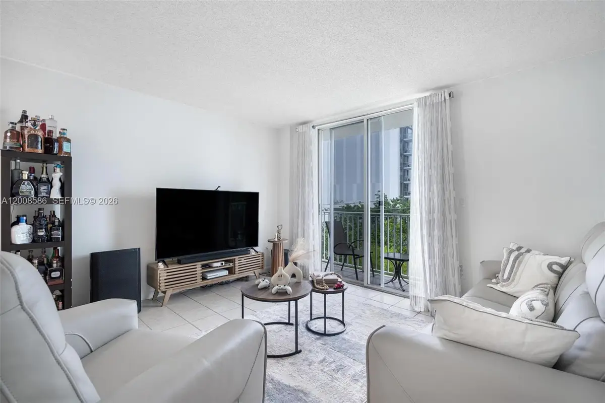 126 SW 17th Rd #507, Miami, FL 33129 - #1